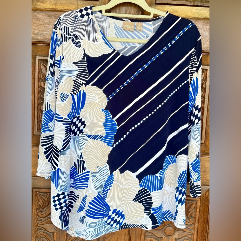 Chico's 3/4 Sleeve V-Neck Blouse, Floral & Geometric Print, Chico’s Size 3, NWOT
